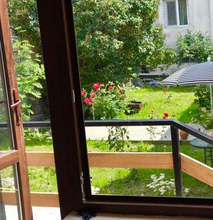 Soso Burduli'S Guesthouse Kazbegi Exterior foto